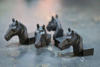 Krukfot Hästhuvud Svart