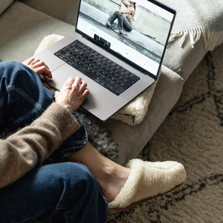 Jenny Fårskinnstofflor