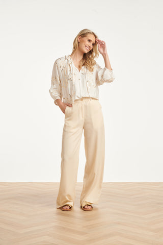 BLUS MED PALJETTER