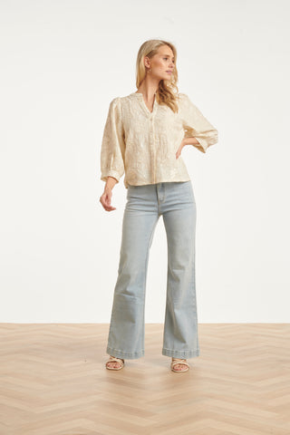 BLUS MED BRODERI