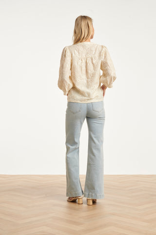 BLUS MED BRODERI