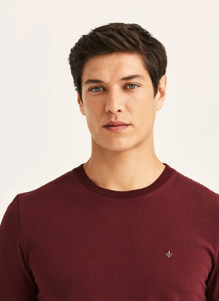 JAMES TEE WINE RED