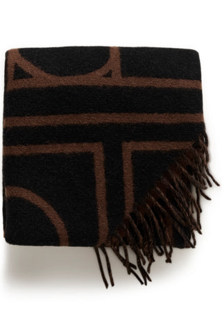 SOAKED SLPENTILE TRIANGLE SCARF