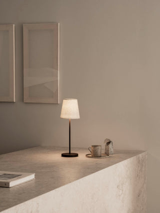 Tyra Bordslampa portable