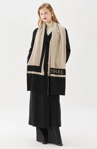 CHERISH JAQUARDSTICKAD HALSDUK BEIGE/SVART