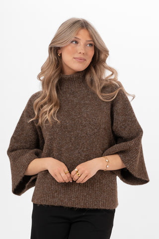 WILLOW STICKAD TRÖJA COFFEE BROWN