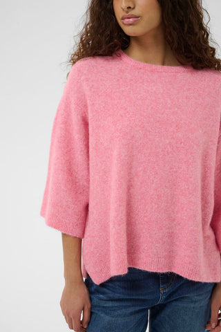 GUNIIW TEE